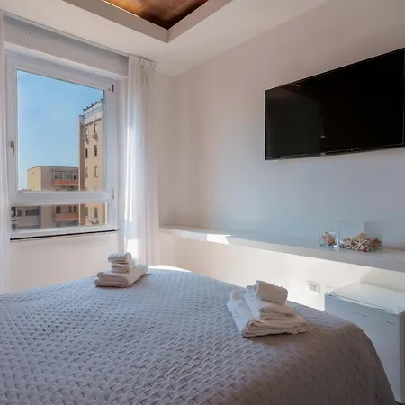 Petrarca Venti - Eja Sardinia 3*